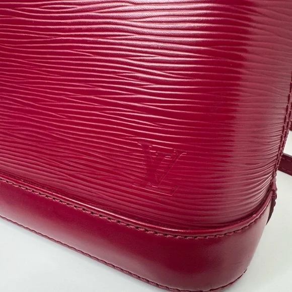 Louis Vuitton Alma BB - Picture 4 of 17